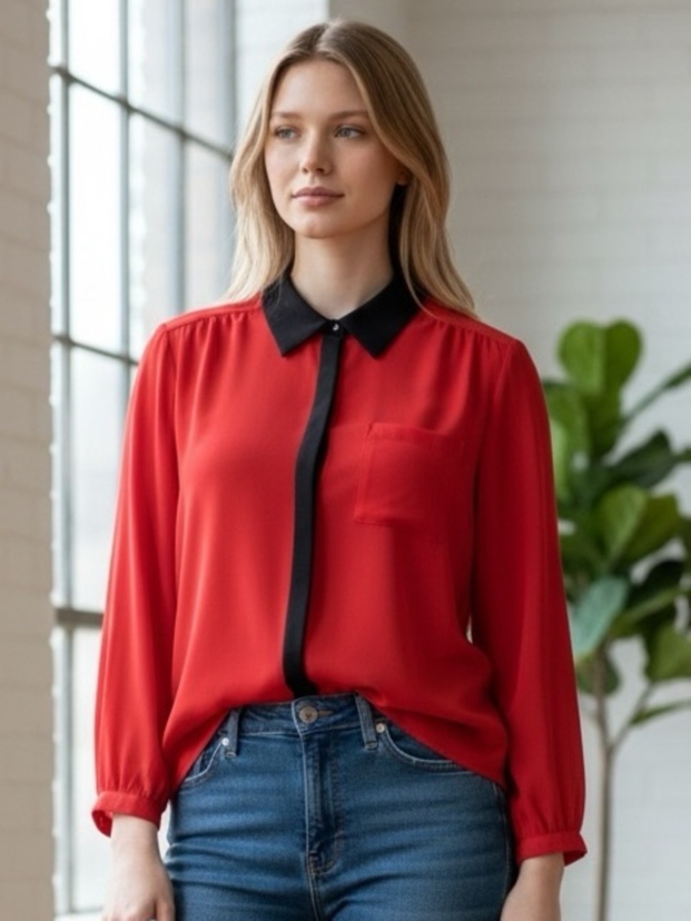 🫶🏻 AGB WomanRed Button-Up Blouse with Black Trim Tank Inside